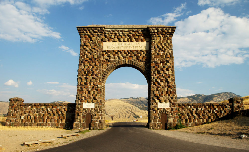 美國黃石國家公園北入口大門設計